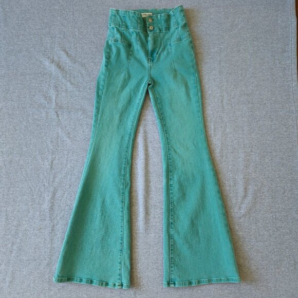 We The Free Women Jayde Flare Jeans Size 26S Button 30" Inseam - Picture 2 of 6